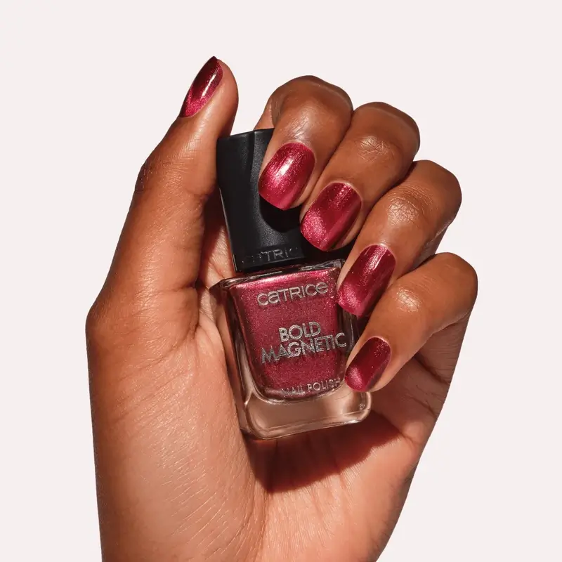 Catrice Magnetic Nail Polish Bold Magnetic 010 , 10,5 ml - Image 6