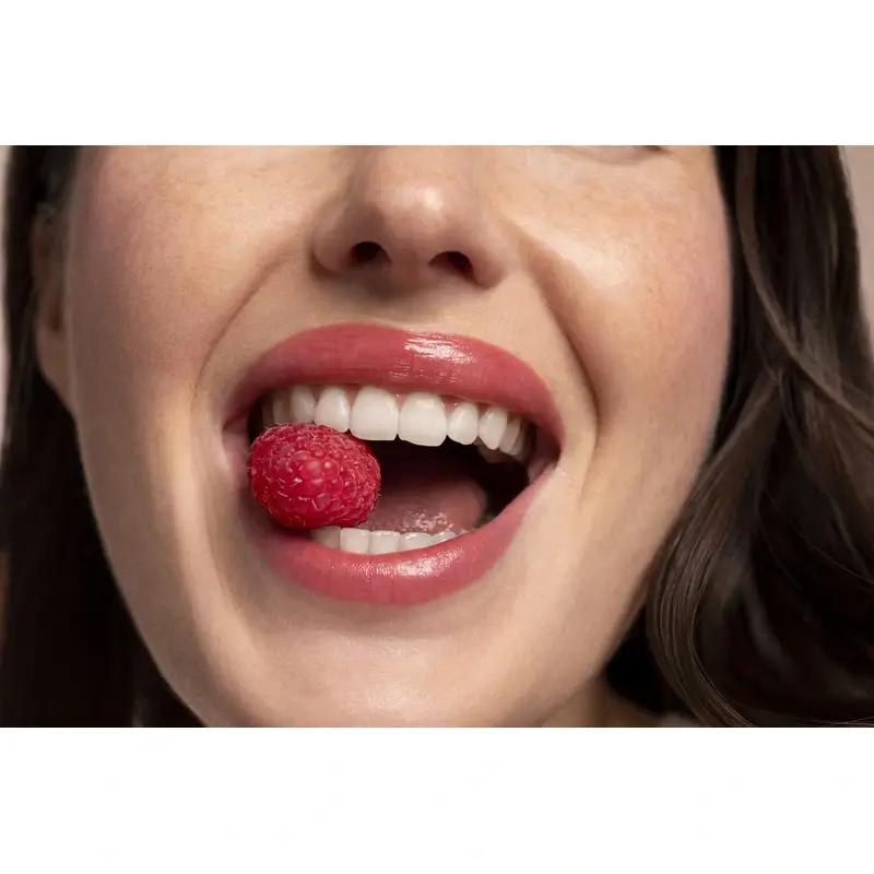 Embryolisse Baume Couleur Stick 3-En-1 Framboise , 2,5 g - Image 2