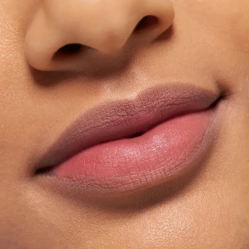 Essence Creamy Matte Lipstick Blur Soufflé 01, 3.6 ml - Image 9