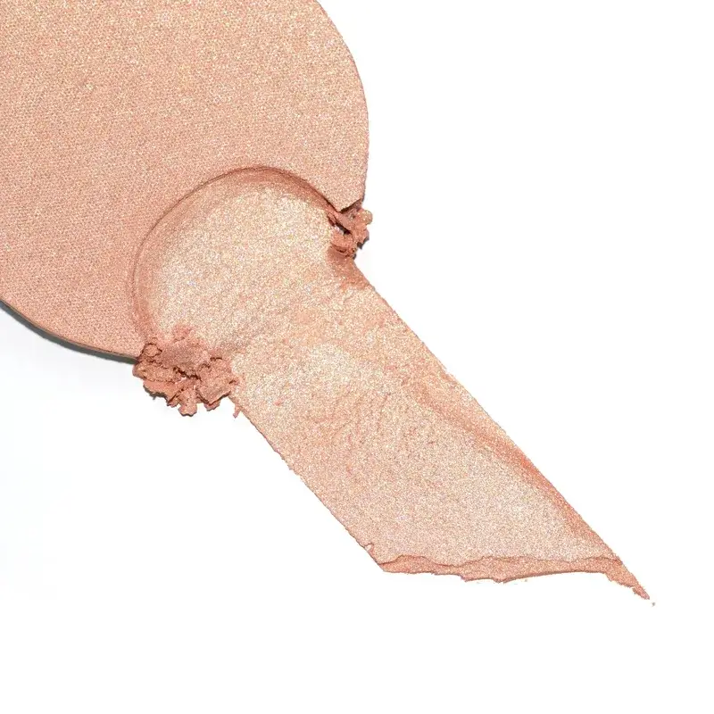 Essence Soft Touch Illuminator Bouncy Glow 10 , 4 gr - Image 3