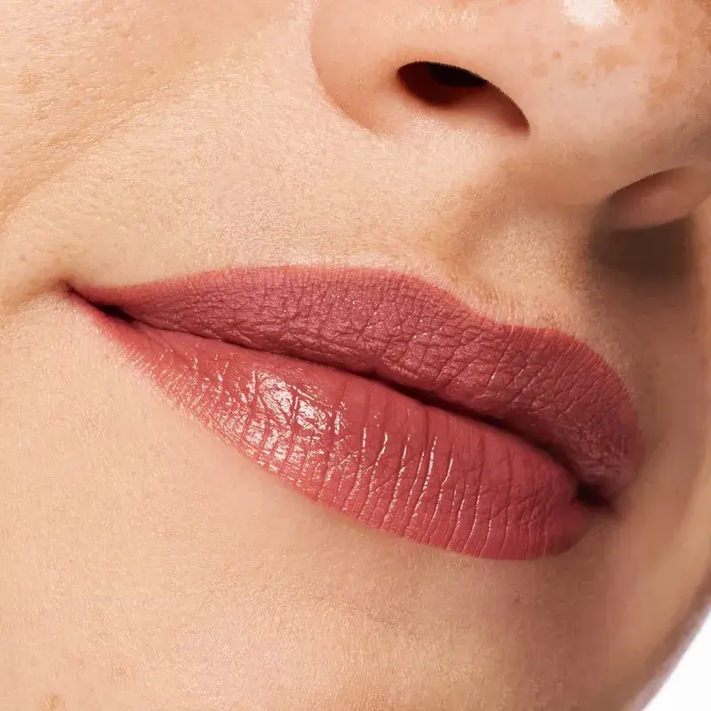 Essence Lipstick Satin Glow Luminous Shine 05 , 3,5 gr - Image 7