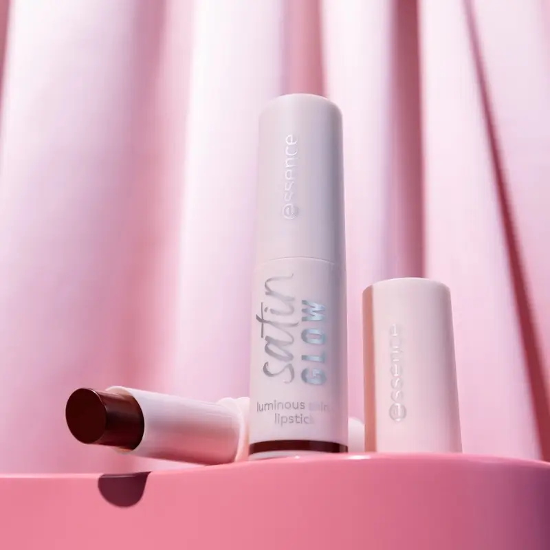 Essence Lipstick Satin Glow Luminous Shine 06 , 3,5 gr - Image 9