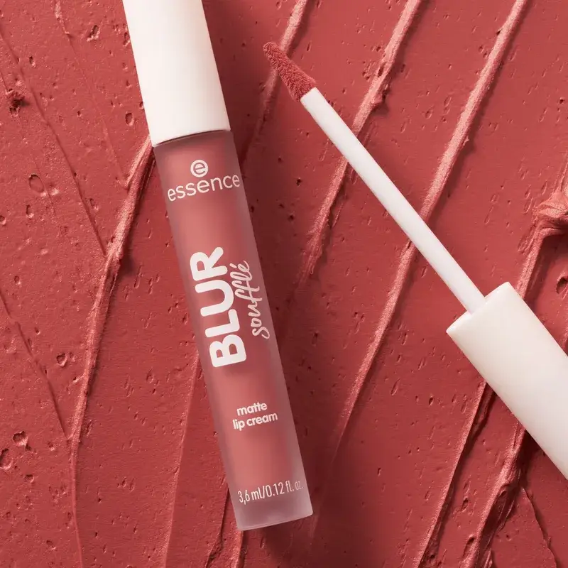 Essence Matte Creamy Blur Soufflé Lipstick 03, 3,6 ml - Image 5