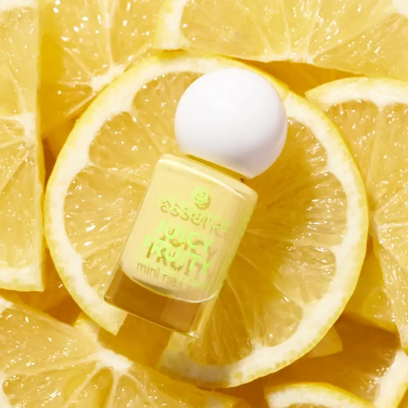 Essence Mini Nail Polish Juicy Fruity 15, 5 ml - Image 5