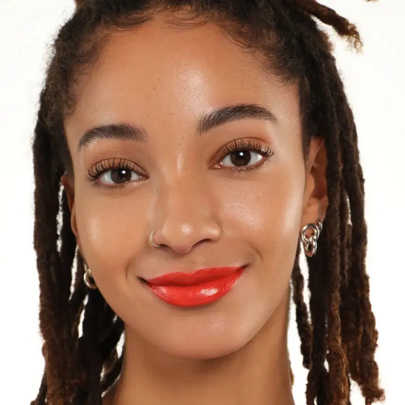 Essence Satin Glow Luminous Shine Lipstick 07, 3.5 g - Image 10