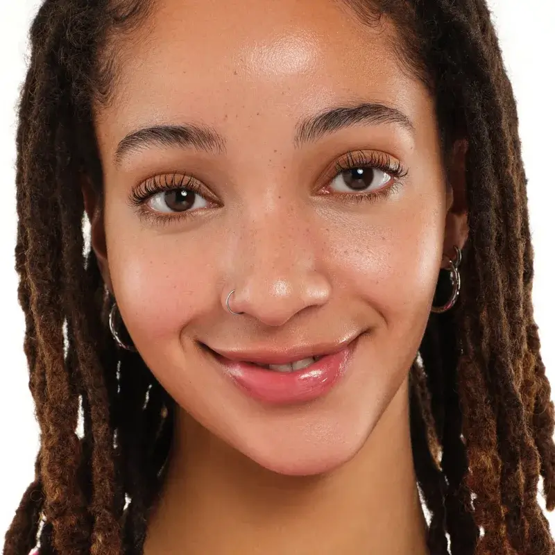 Essence Silky Blur 170 Long Lasting Moisturising Concealer, 10 ml - Image 9