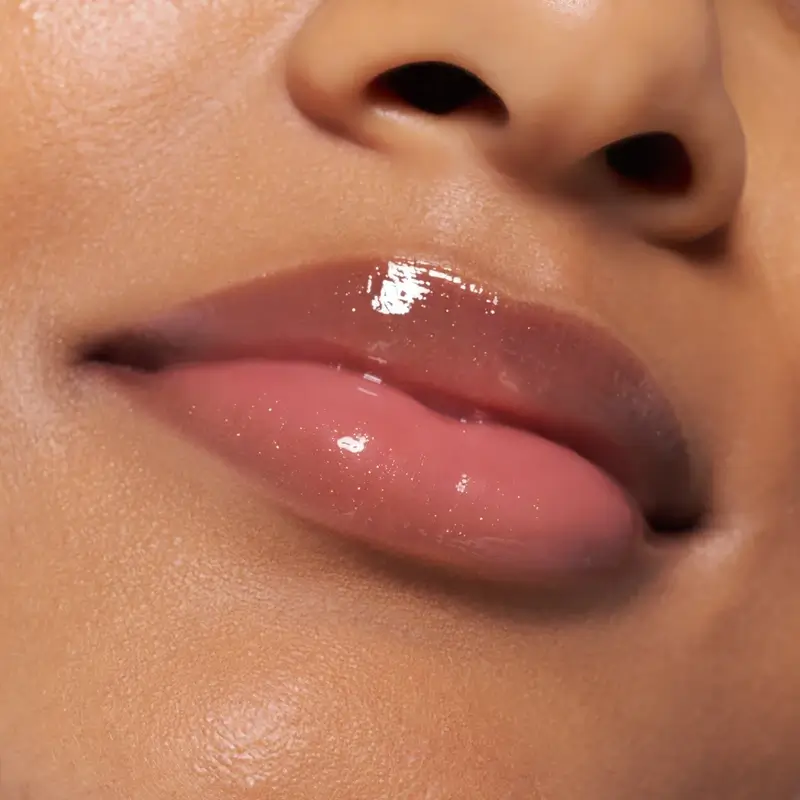 Essence Sweet Milk Lip Gloss Bomb 01, 10 ml - Image 7