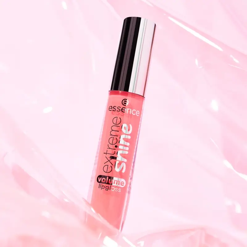 Essence Volumising Lip Gloss Extreme Shine20, 5 ml - Image 5