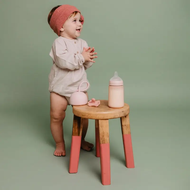 Suavinex Silicone Bottle 240 Ml, Medium Flow (M), +3 Months, Rosewater - Image 6
